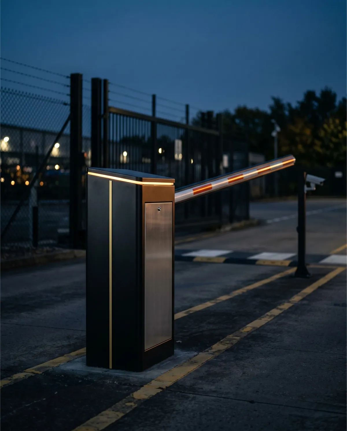 Automatic boom road barrier